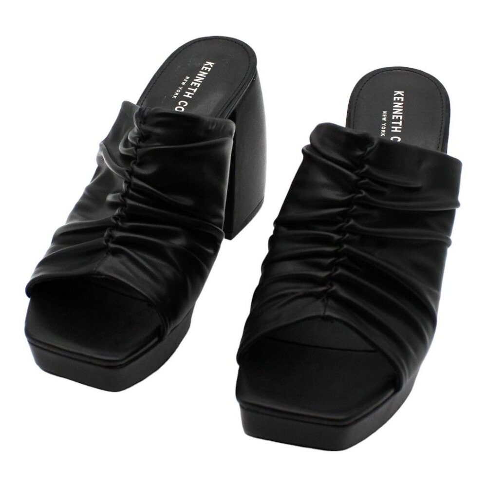 Sandal - Picture 2 of 7
